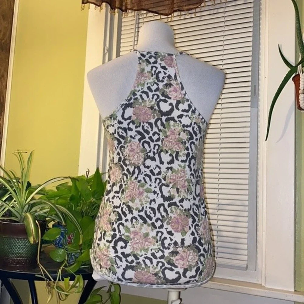 Leopard Print Tank Top with Roses - Picture 7 of 12